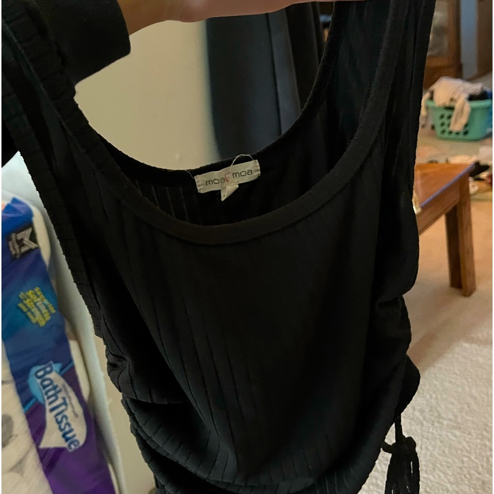 MoaMoa Black Dressy Top!